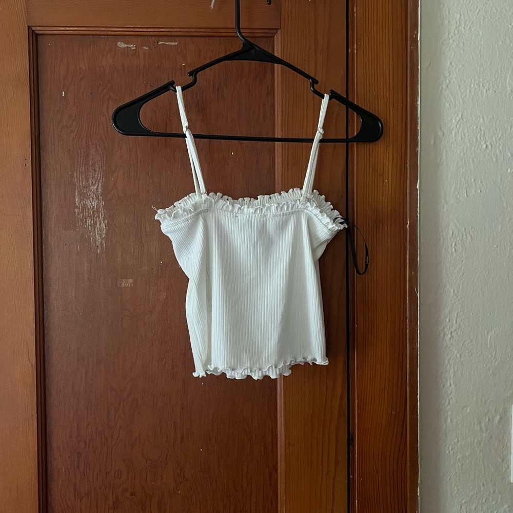 white crop tank top
